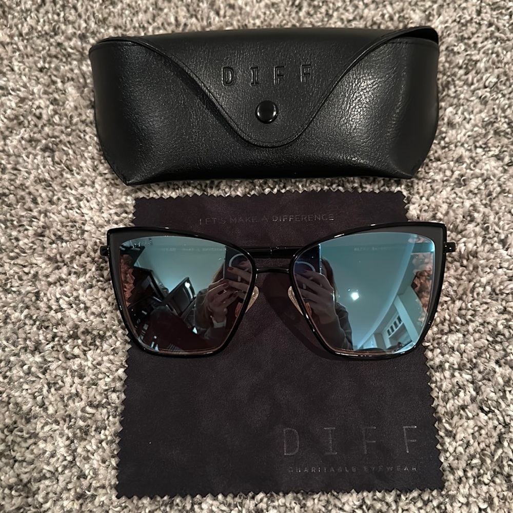 Diff Sunglasses - image 1